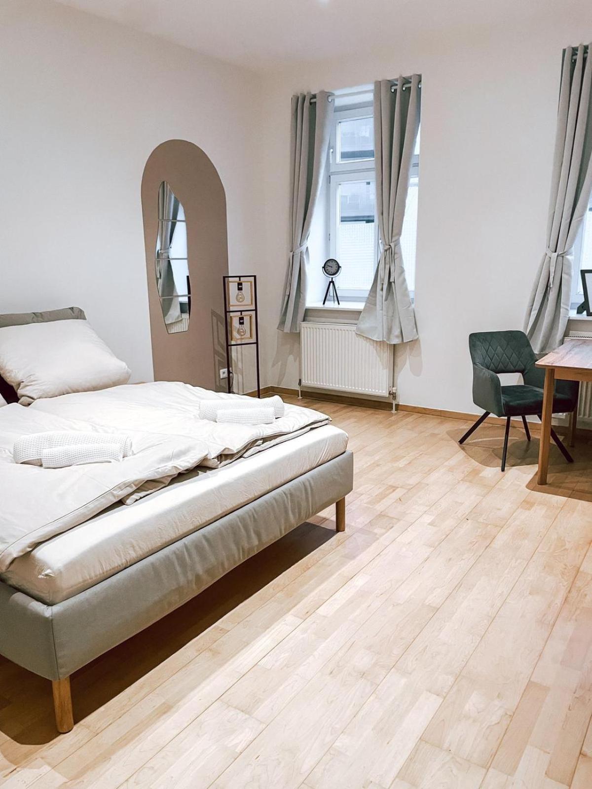 Zentrales Apartment Naehe Schoenbrunn - 2 Pers Vienna Luaran gambar